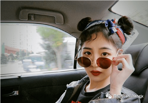 ‘KY开元·(中国)集团’
不会编会扎就够了 长发淑女简朴时尚扎发发型 比编发还甜美(图10)